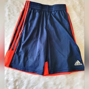Adidas Boy's 10-12 active/basketball Navy Shorts.
